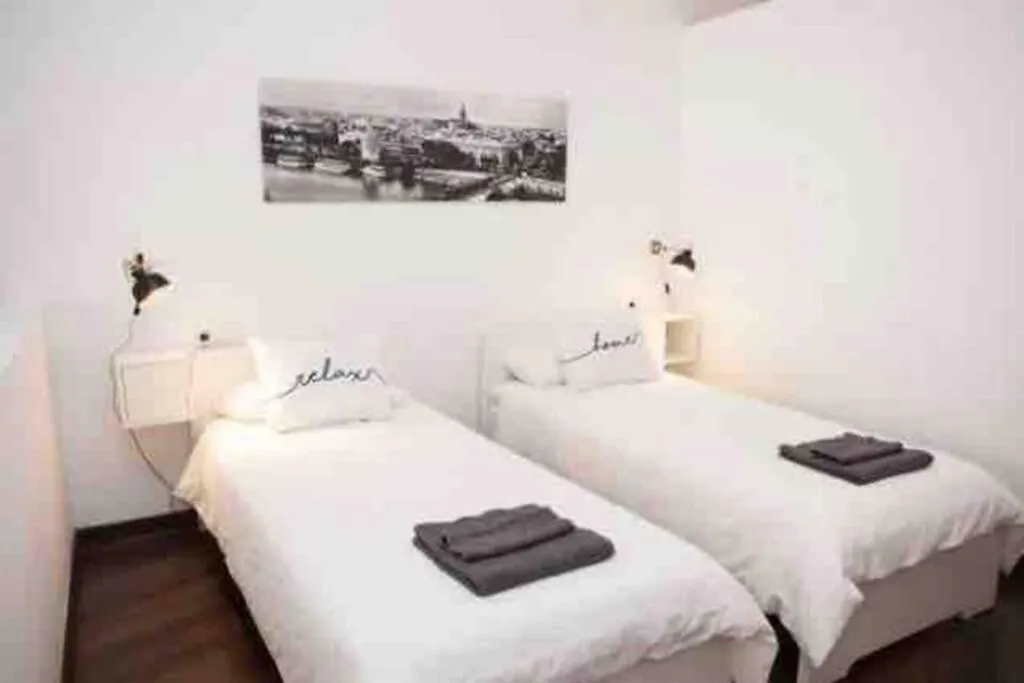 Lujoso Loft A 2Min A Pie Del Casco Historico Apartment Seville
